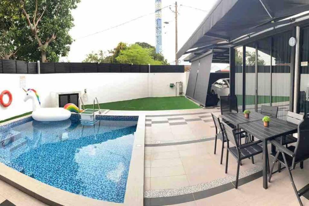 Abbie'S Private Pool Villa Bukit Mertajam Penang Εξωτερικό φωτογραφία